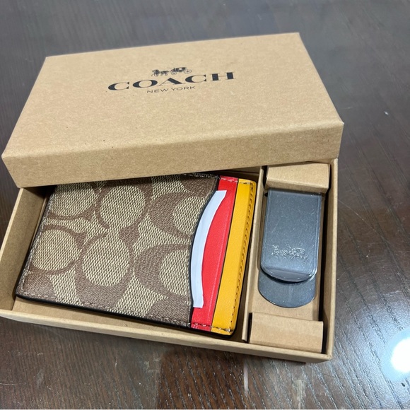 COACH monogram money clip 5 card slot wallet nib - Picture 5 of 6